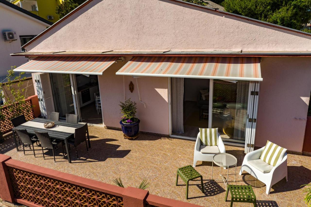 באניולה Apartment Axelle 50 Meters To The Beach מראה חיצוני תמונה